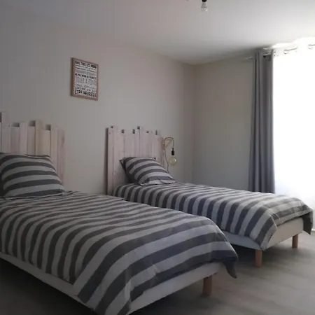Gite De L'Ouve 4 Personnes *